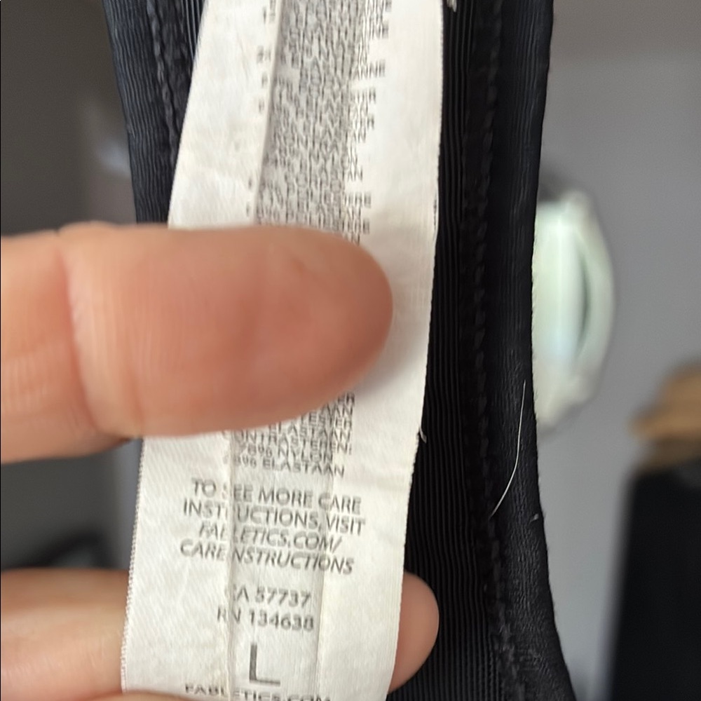 Fabletics Workout Top - Picture 4 of 8